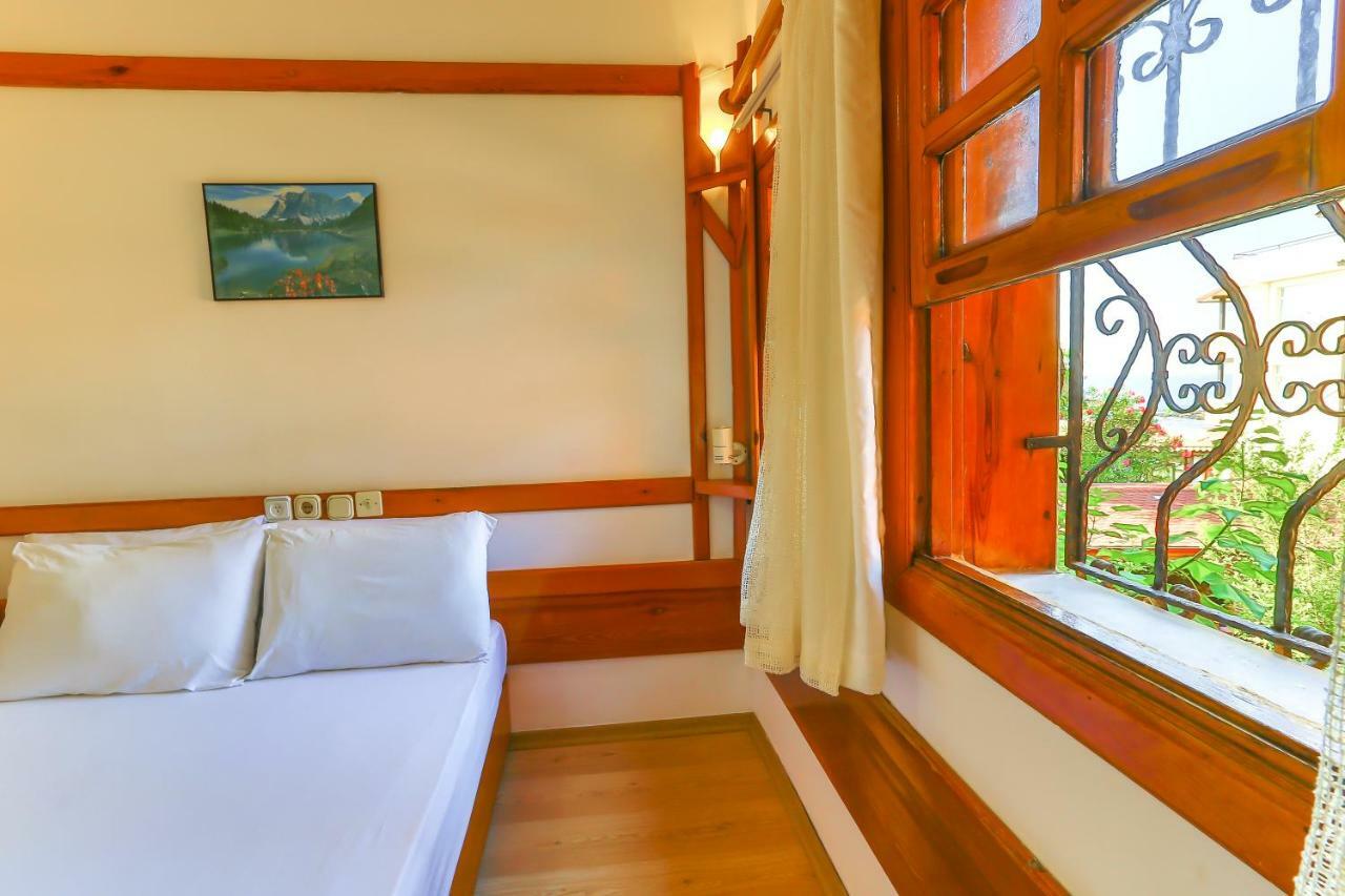 Hotel Villa Oenemli Сиде Экстерьер фото
